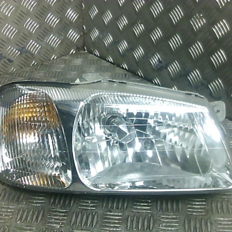 Optique avant principal droit (feux)(phare) HYUNDAI ACCENT 1 Photo n°1