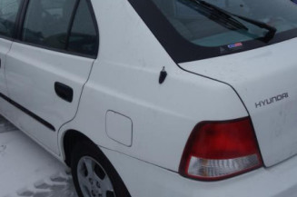 Porte avant droit HYUNDAI ACCENT 1