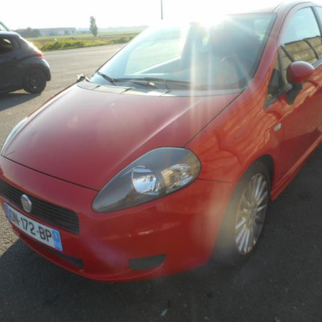 Porte avant droit FIAT PUNTO EVO 3 Photo n°1