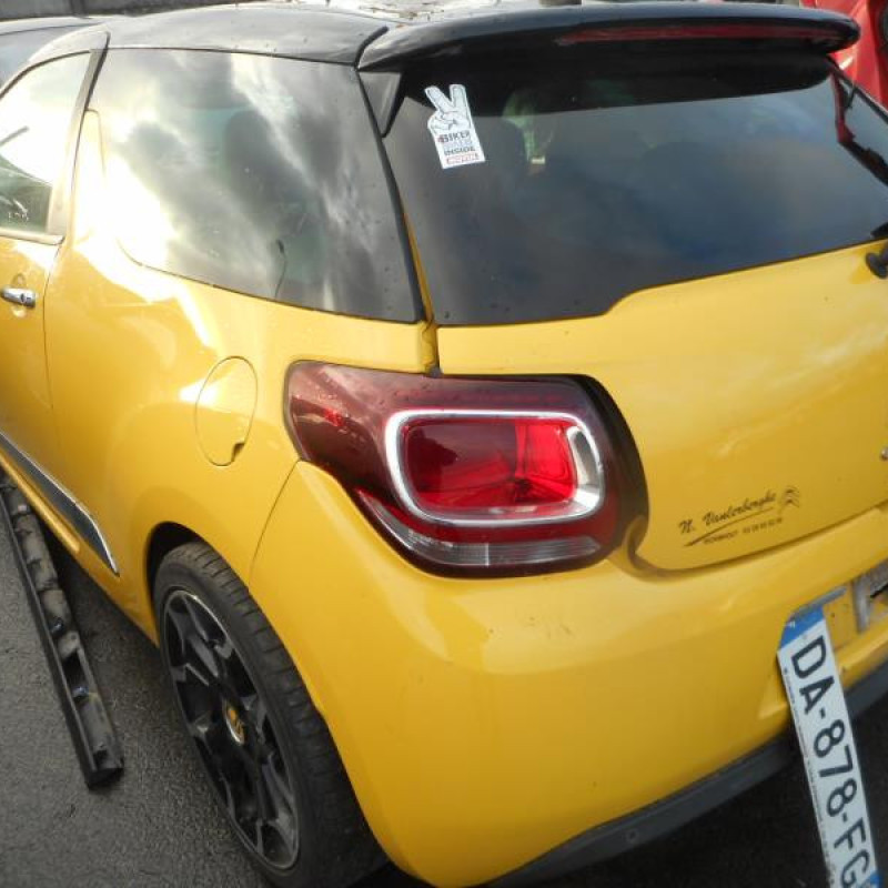 Leve vitre electrique avant droit CITROEN DS3 Photo n°6