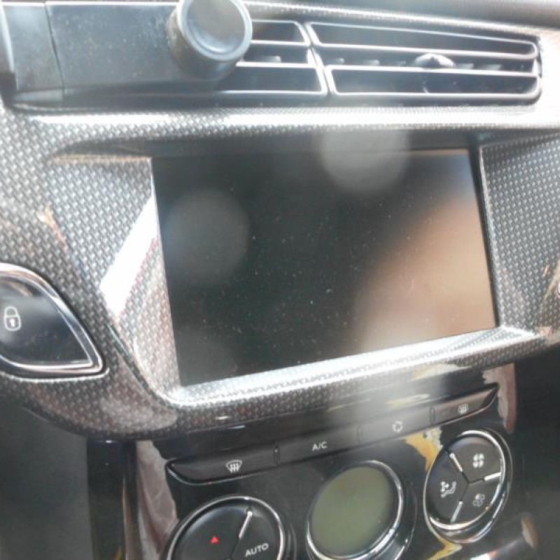 Leve vitre electrique avant droit CITROEN DS3 Photo n°10