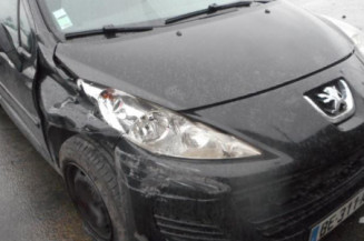 Pretensionneur de ceinture avant droit PEUGEOT 207