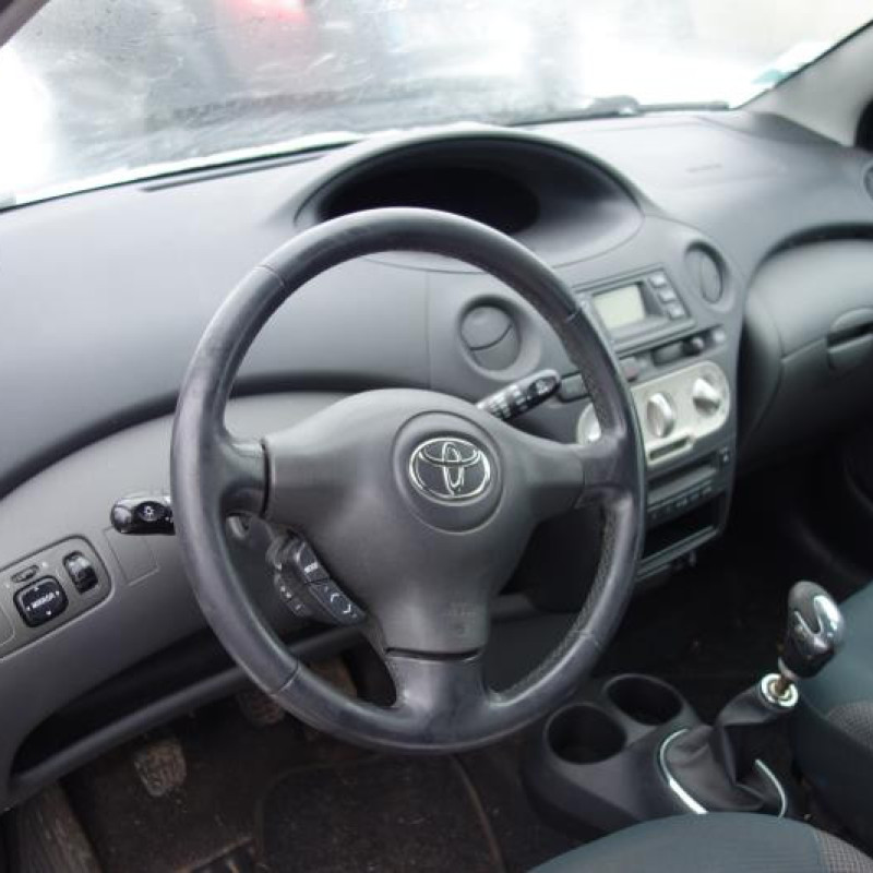 Serrure avant droit TOYOTA YARIS 1 Photo n°9