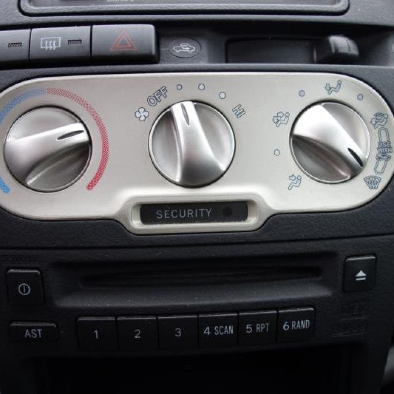 Serrure avant droit TOYOTA YARIS 1 Photo n°10