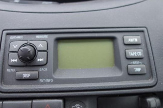 Serrure avant droit TOYOTA YARIS 1