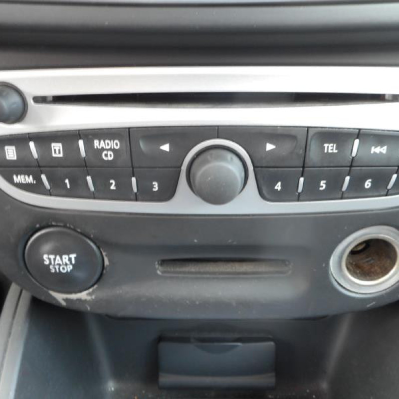 Pretensionneur de ceinture arriere gauche RENAULT MEGANE 3 Photo n°12