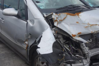 Serrure avant droit MERCEDES CLASSE A 168