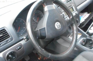 Charniere de capot VOLKSWAGEN GOLF 5