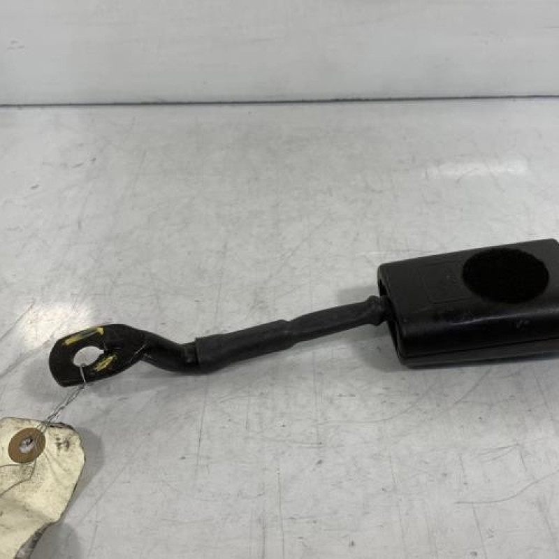 Attache ceinture avant droit ALFA ROMEO GT Photo n°3