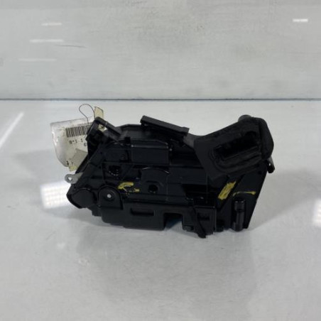 Serrure avant droit VOLKSWAGEN POLO 5