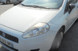 Pretensionneur de ceinture avant droit FIAT GRANDE PUNTO