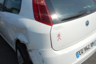 Pretensionneur de ceinture avant droit FIAT GRANDE PUNTO