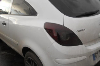 Bras essuie glace avant gauche OPEL CORSA D