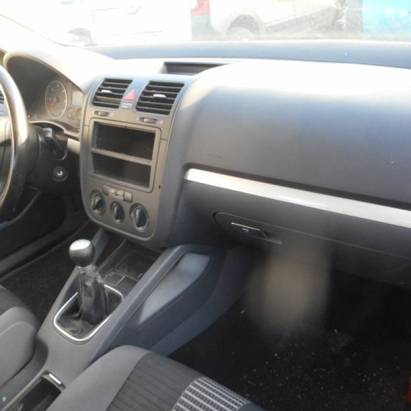 Renfort pare choc avant (traverse) VOLKSWAGEN GOLF 5 Photo n°8
