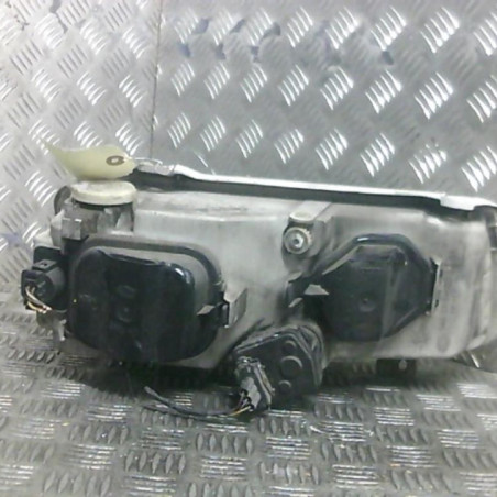 Optique avant principal gauche (feux)(phare) VOLKSWAGEN PASSAT 4