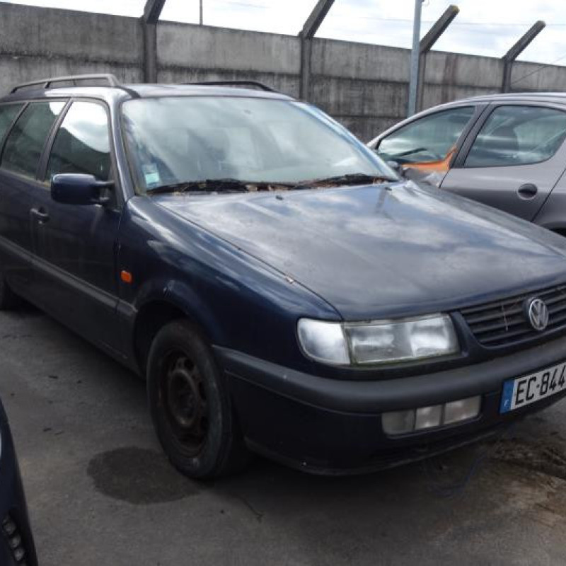Optique avant principal gauche (feux)(phare) VOLKSWAGEN PASSAT 4 Photo n°4