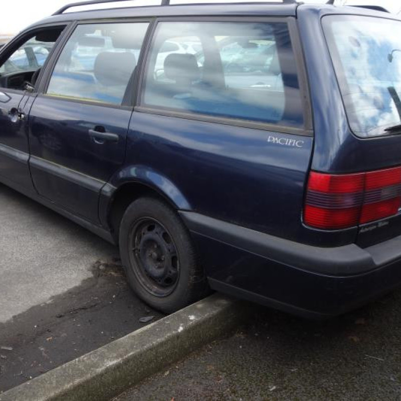 Optique avant principal gauche (feux)(phare) VOLKSWAGEN PASSAT 4 Photo n°6