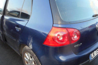 Bouton de warning VOLKSWAGEN GOLF 5