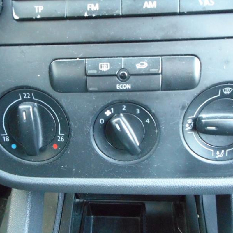 Bouton de warning VOLKSWAGEN GOLF 5 Photo n°10