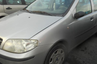 Serrure avant droit FIAT PUNTO 2