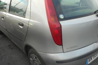 Serrure avant droit FIAT PUNTO 2