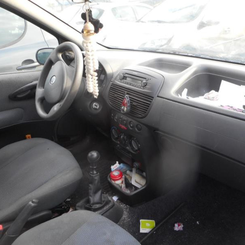Serrure avant droit FIAT PUNTO 2 Photo n°8