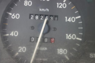 Serrure avant droit PEUGEOT EXPERT 1