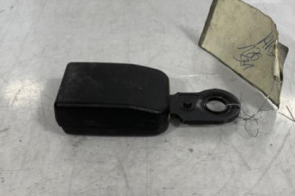 Attache ceinture arriere droit PEUGEOT 207 Photo n°1