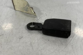 Attache ceinture arriere droit PEUGEOT 207
