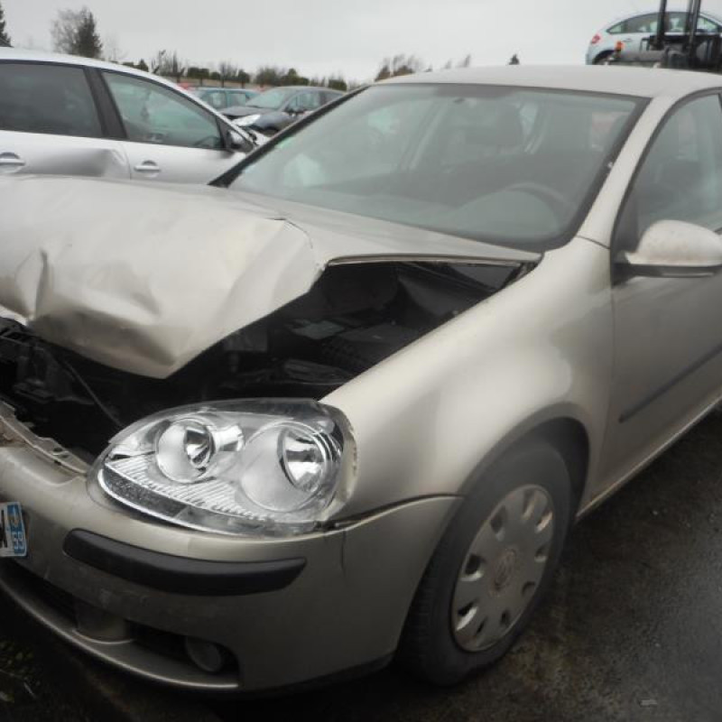 Ceinture arriere droit VOLKSWAGEN GOLF 5 Photo n°4