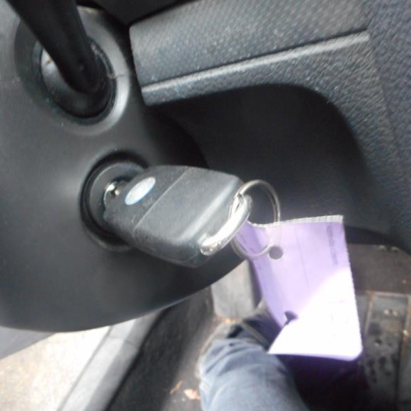 Ceinture arriere droit VOLKSWAGEN GOLF 5 Photo n°12
