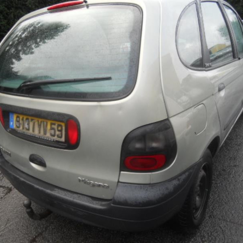 Bloc ABS (freins anti-blocage) RENAULT SCENIC 1 Photo n°5