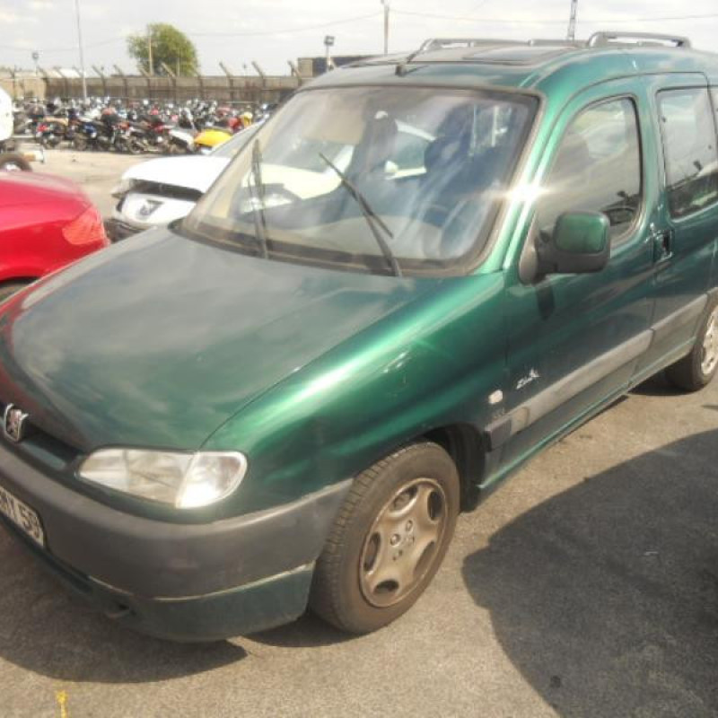Bloc ABS (freins anti-blocage) PEUGEOT PARTNER 1 Photo n°4