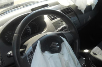 Bras essuie glace arriere SUZUKI SWIFT 3