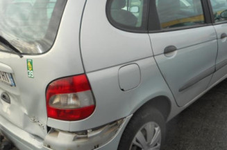 Pare choc avant RENAULT SCENIC 1