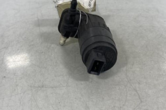 Pompe lave glace avant FIAT QUBO