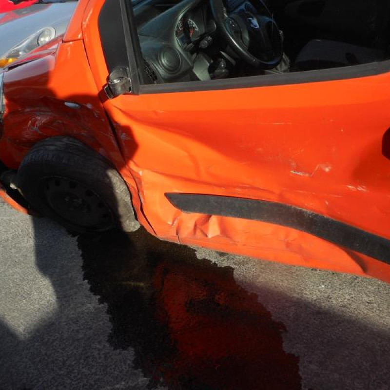 Pompe lave glace avant FIAT QUBO Photo n°8