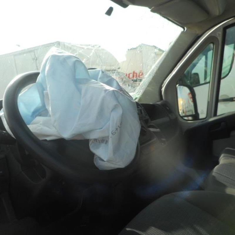 Crosse arriere droit CITROEN JUMPER 3 Photo n°7