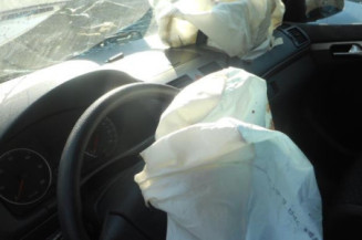Poignee porte avant gauche VOLKSWAGEN TOURAN 1