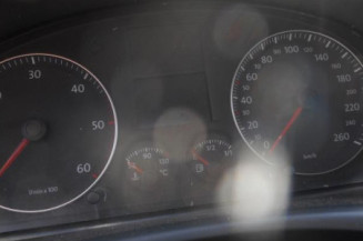 Poignee porte avant gauche VOLKSWAGEN TOURAN 1