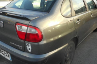 Retroviseur droit SEAT CORDOBA 1