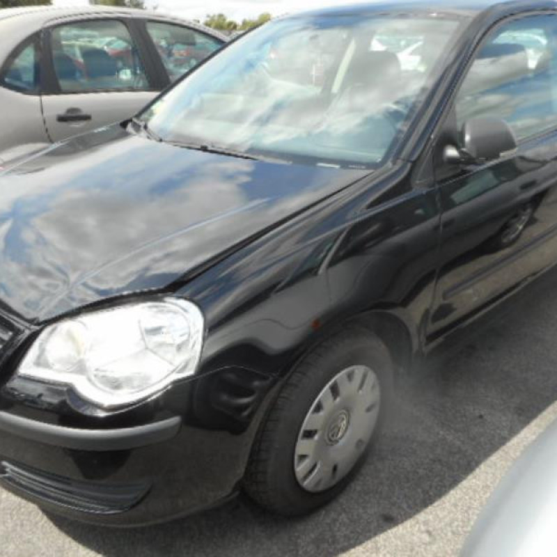 Renfort pare choc arriere (traverse) VOLKSWAGEN POLO 4 Photo n°2