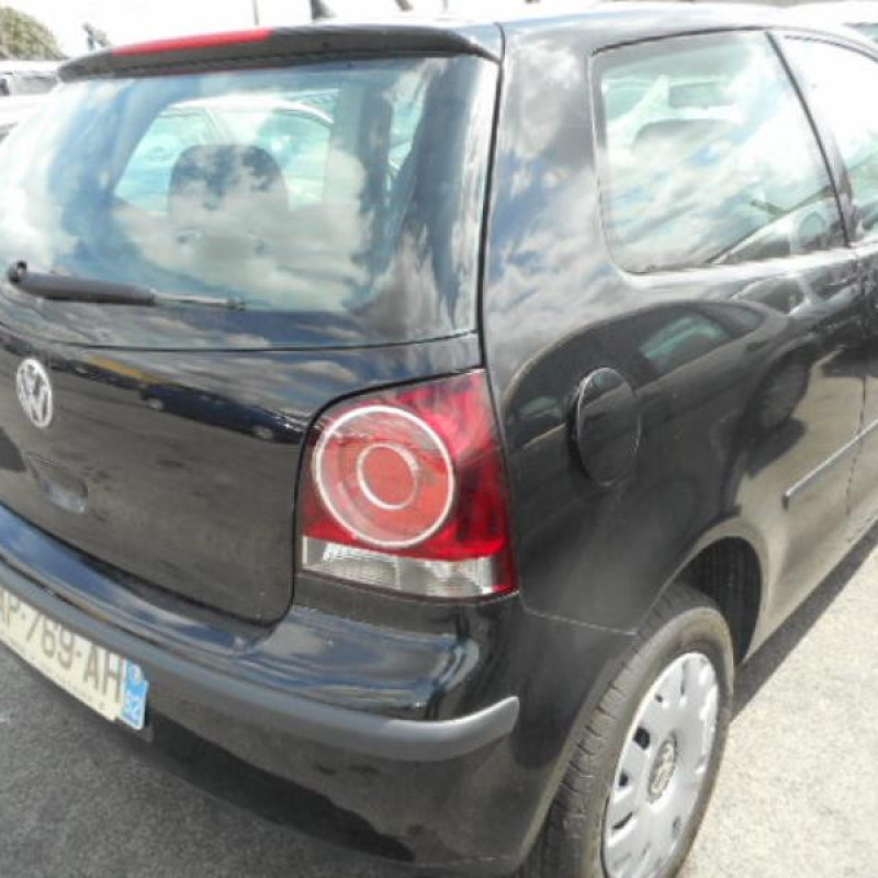 Renfort pare choc arriere (traverse) VOLKSWAGEN POLO 4 Photo n°5