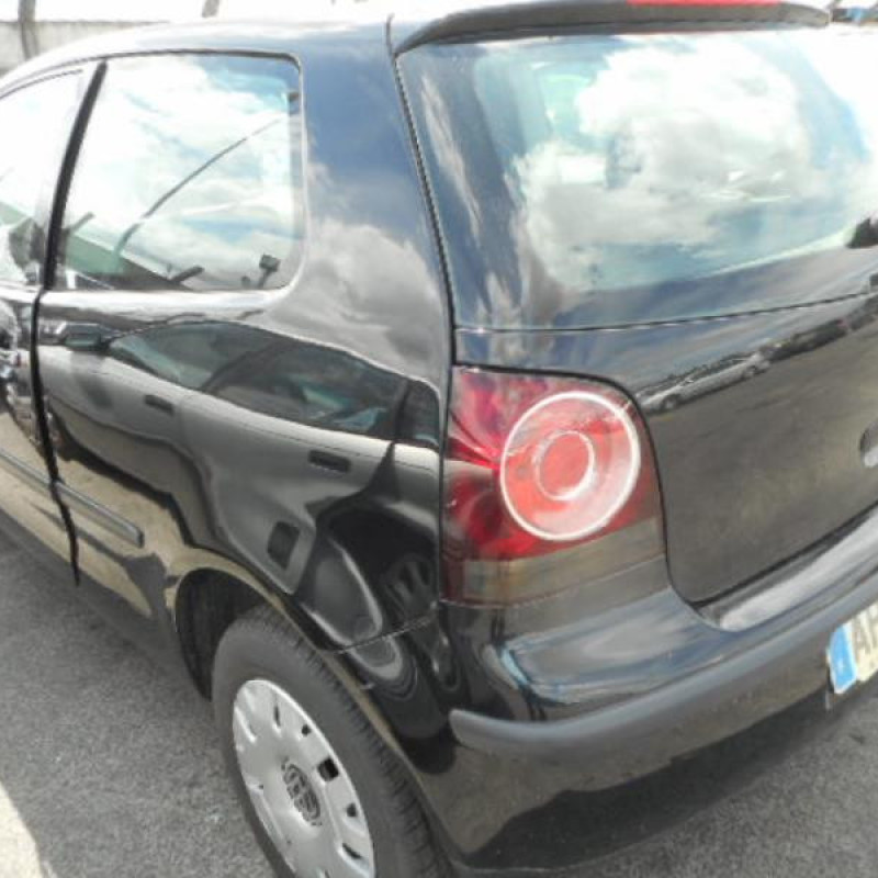 Renfort pare choc arriere (traverse) VOLKSWAGEN POLO 4 Photo n°6