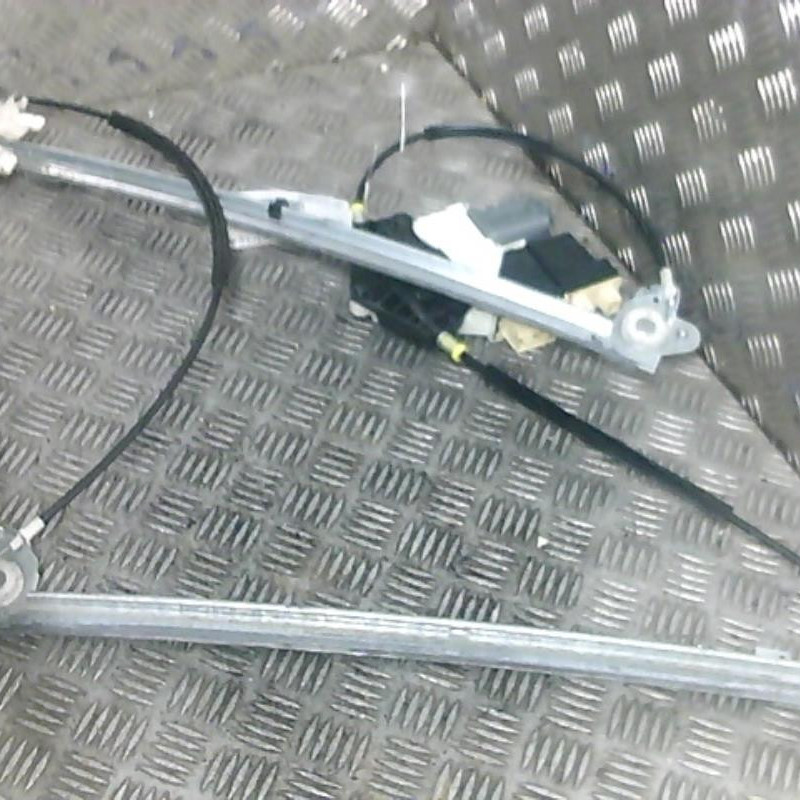 Leve vitre electrique avant gauche FIAT ULYSSE 2 Photo n°1