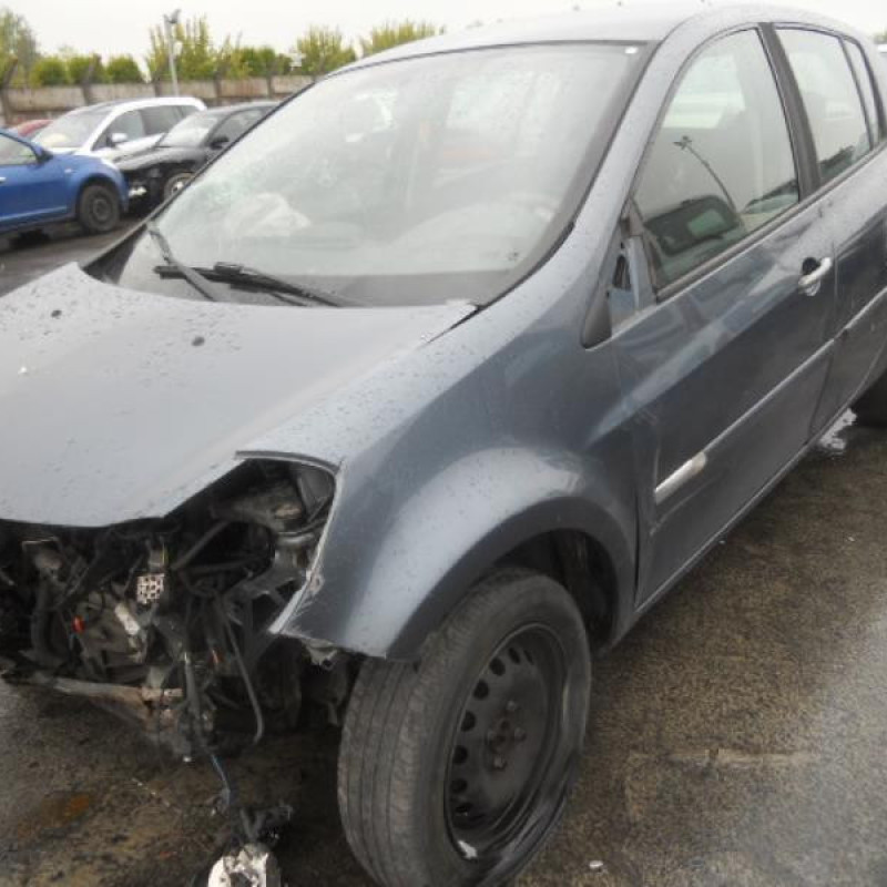 Bloc ABS (freins anti-blocage) RENAULT CLIO 3 Photo n°3