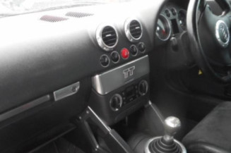 Pompe lave glace avant AUDI TT 1
