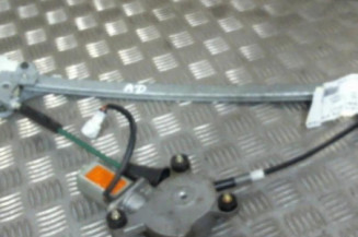 Leve vitre electrique avant droit OPEL AGILA A Photo n°1