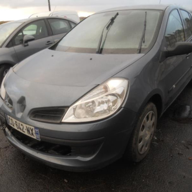 Bloc ABS (freins anti-blocage) RENAULT CLIO 3 Photo n°3