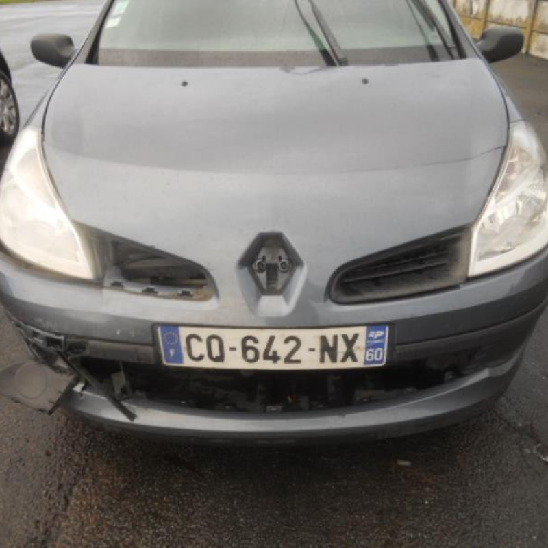 Bloc ABS (freins anti-blocage) RENAULT CLIO 3 Photo n°4